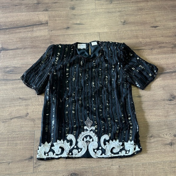 VINTAGE 80s STENAY BLACK SILK SEQUINNED BEADED SHORT SLEEVES TOP IN MEDIUM - Picture 6 of 8